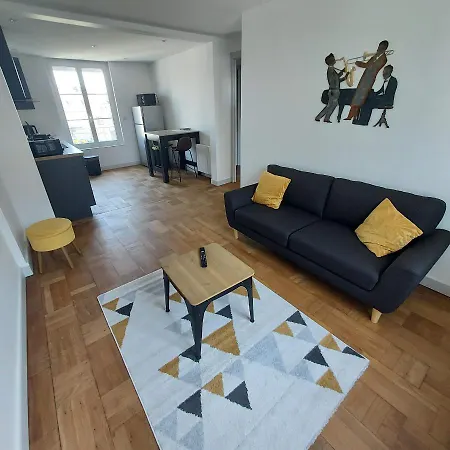 Superbe F2 Refait A Neuf Plein Centre Apartment