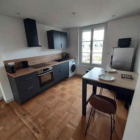 Superbe F2 Refait A Neuf Plein Centre דירה *